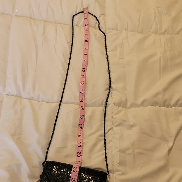 Little black sequined purse. Used once for a wedding. Measurements attac… - Picture 10 of 10